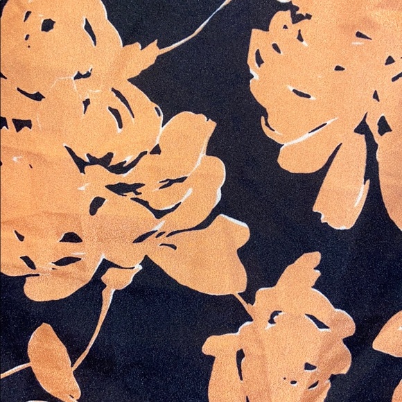 Floral Dress Shirt with Capped Sleeves - Picture 2 of 5